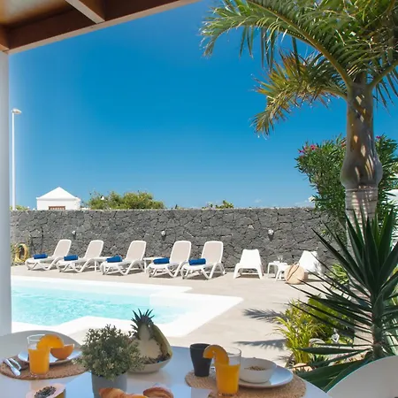 Botanica - Spacious, Heated Pool And Bbq, Sunny Terrace, Garden & Mountain Views Βίλα *