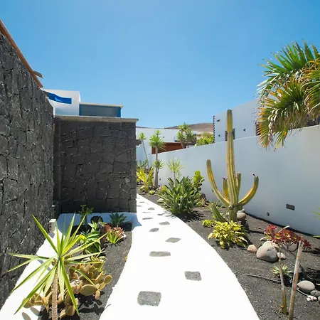 Botanica - Spacious, Heated Pool And Bbq, Sunny Terrace, Garden & Mountain Views Βίλα Πλάγια Μπλάνκα