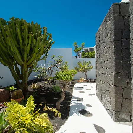 Botanica - Spacious, Heated Pool And Bbq, Sunny Terrace, Garden & Mountain Views Πλάγια Μπλάνκα